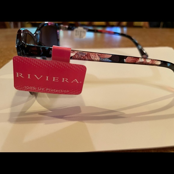 Sunglasses NWT - Picture 3 of 3